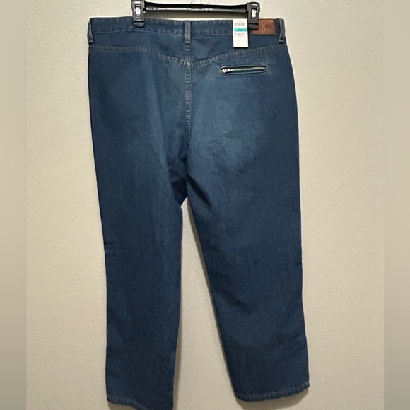 Calvin Klein CK Jeans Flood Cropped Jeans - Picture 2 of 11